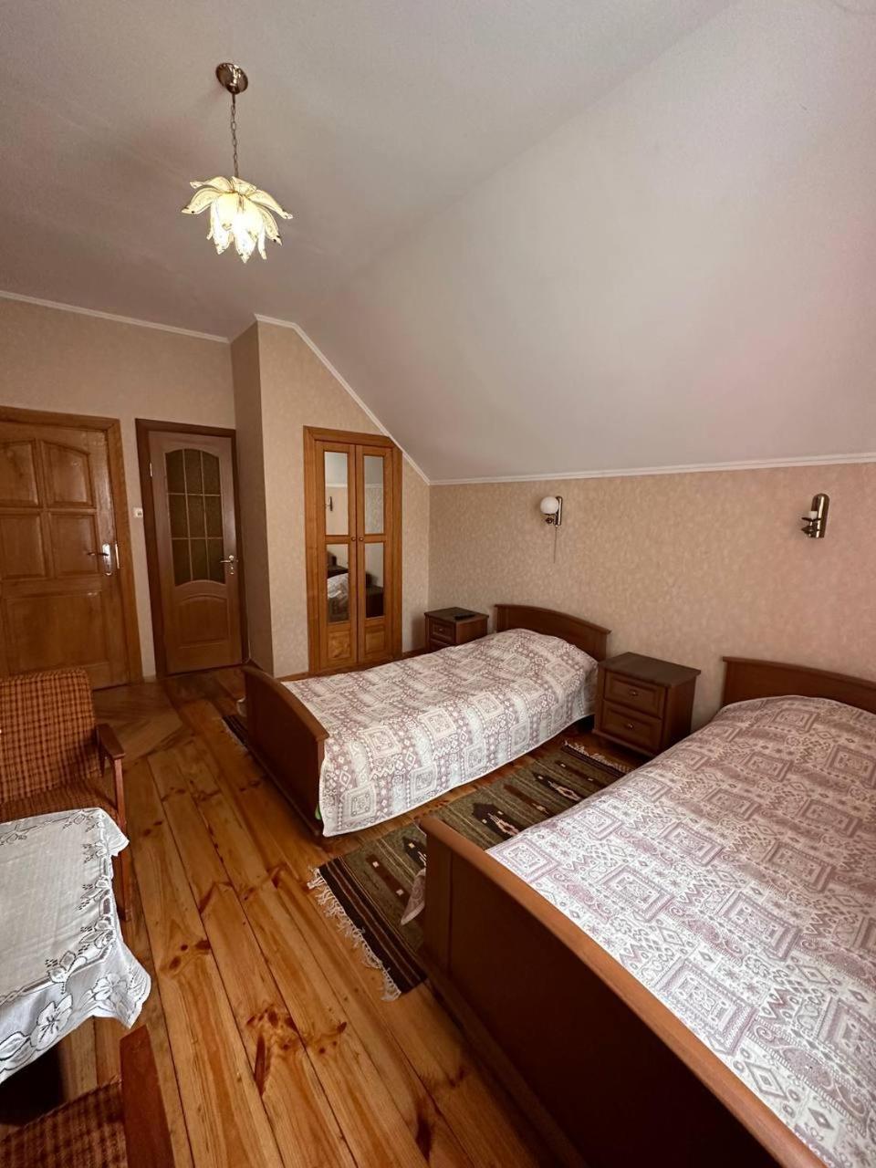 Роксолана Bed & Breakfast Truskavets Ngoại thất bức ảnh