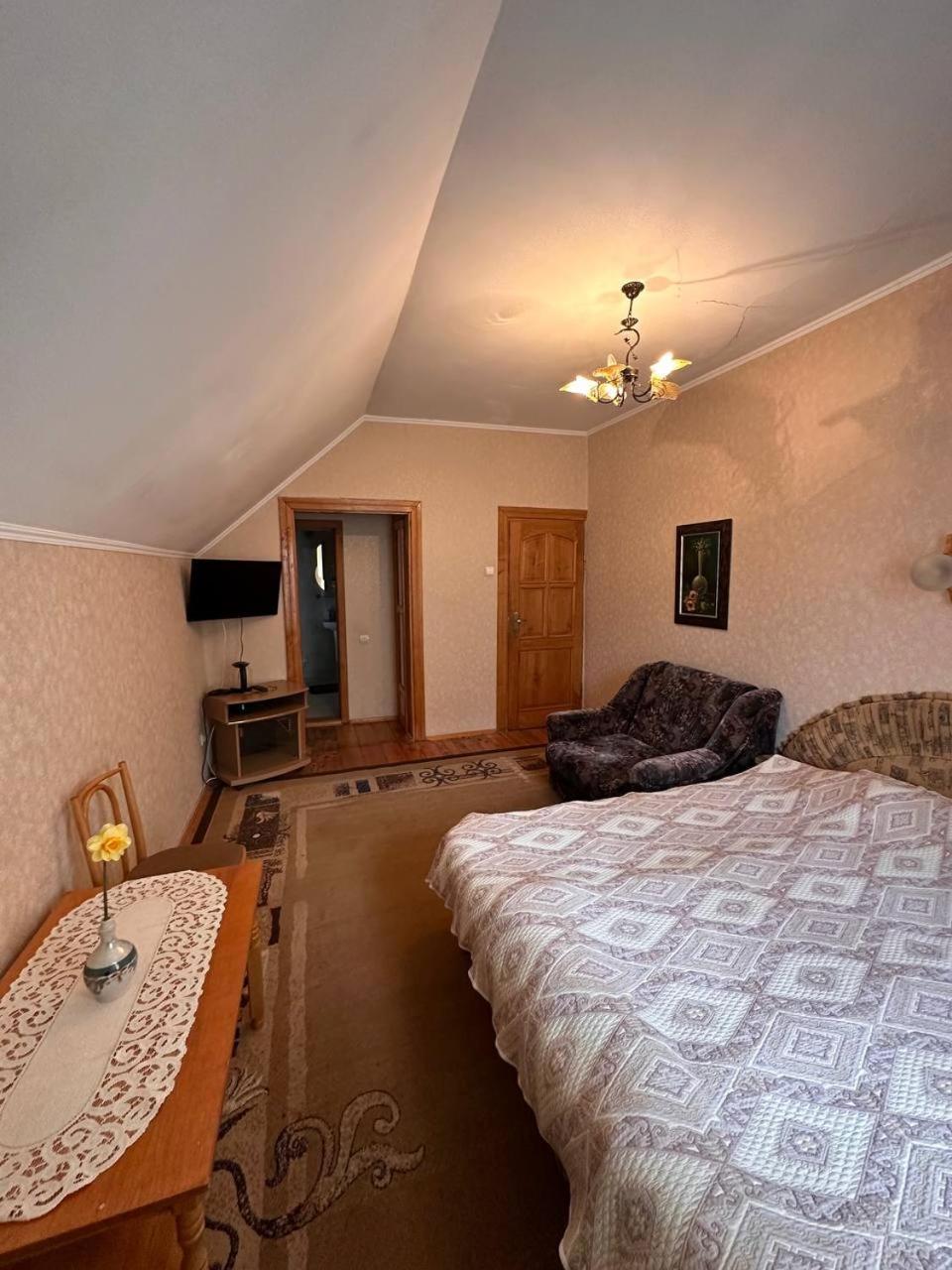 Роксолана Bed & Breakfast Truskavets Ngoại thất bức ảnh
