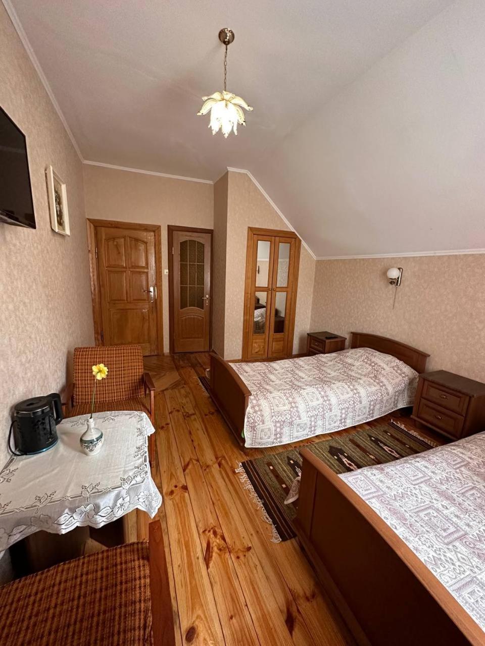 Роксолана Bed & Breakfast Truskavets Ngoại thất bức ảnh